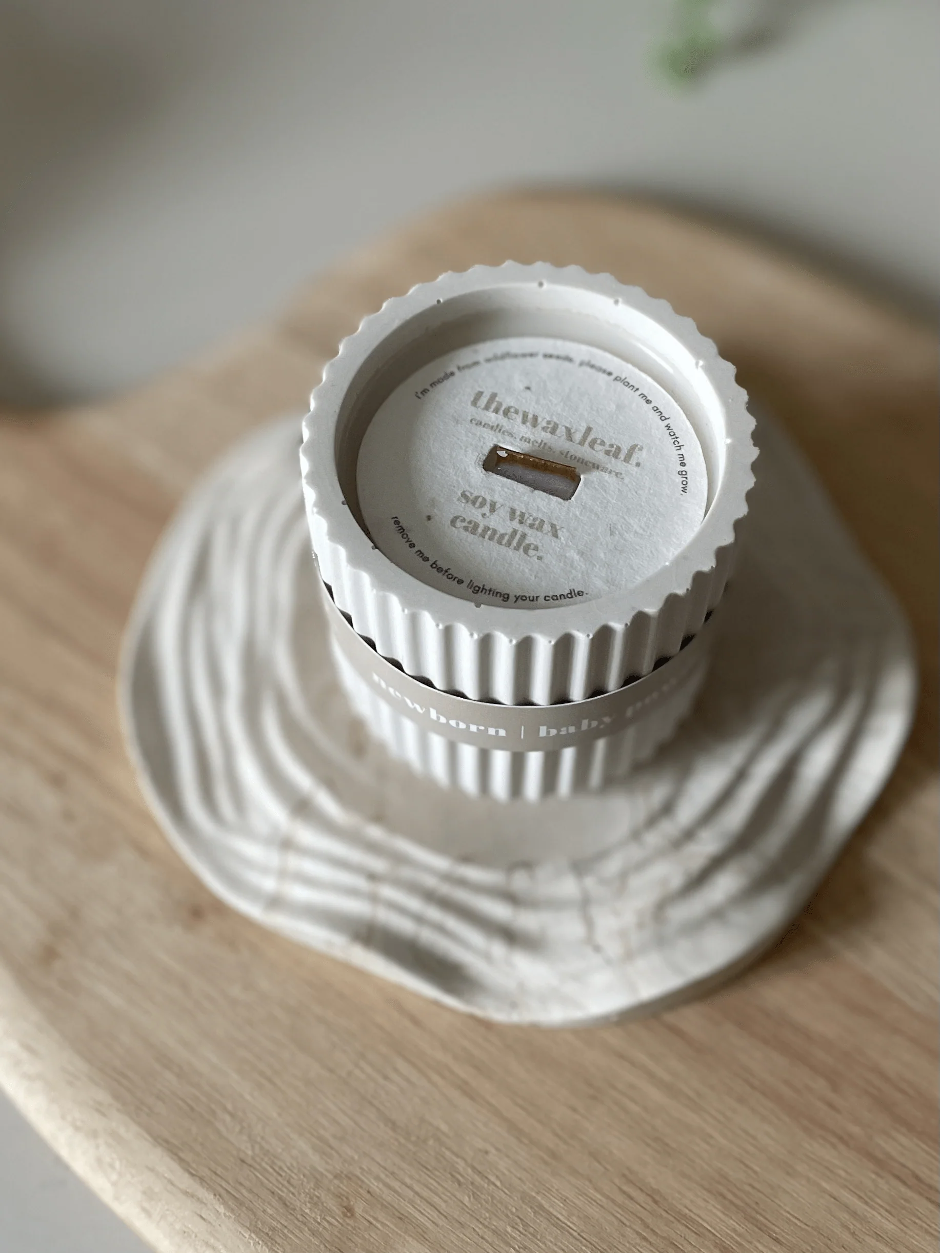 Baby Powder Jesmonite Soy Candle – Soft Neutral Home Fragrance - Image 3