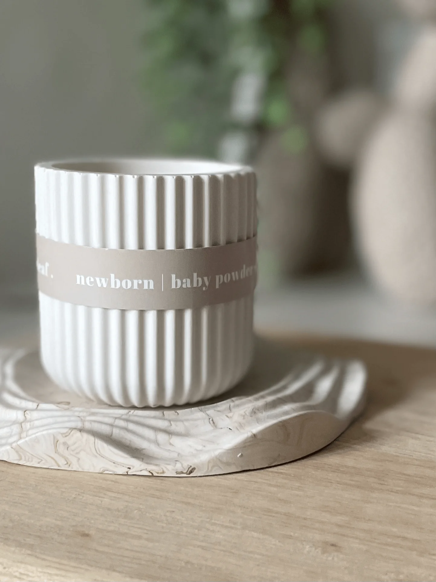 Baby Powder Jesmonite Soy Candle – Soft Neutral Home Fragrance - Image 4
