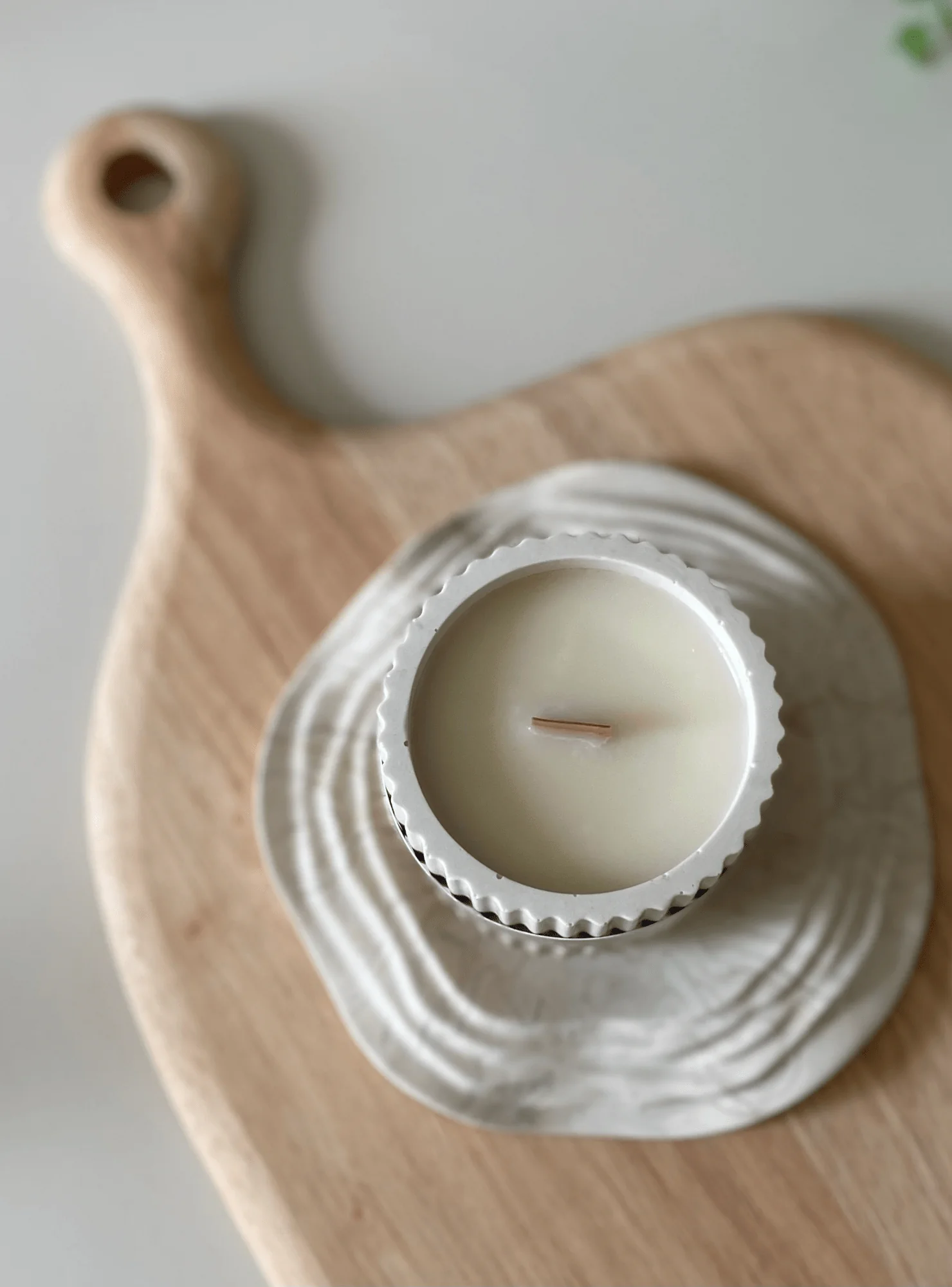 Cookie Crumbs Stoneware Soy Candle – Warm Scandi-Inspired Aroma - Image 2