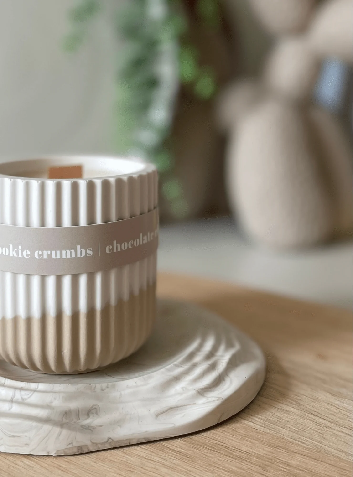 Cookie Crumbs Stoneware Soy Candle – Warm Scandi-Inspired Aroma - Image 3