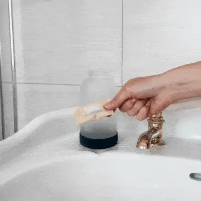 Foaming Hand Soap GreenTabs™ Starter Kit – Refillable Glass Bottle - Image 6