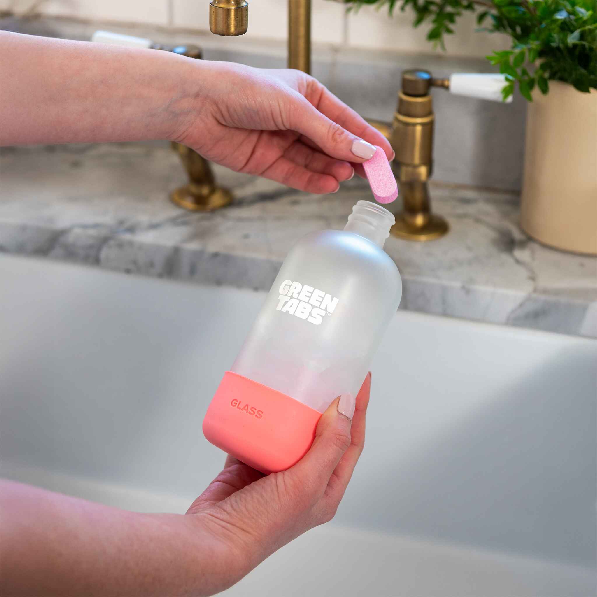 Plant-Powered Glass Cleaner GreenTabs™ – Plastic-Free, Vegan & Eco-Friendly Starter Kit - Image 3