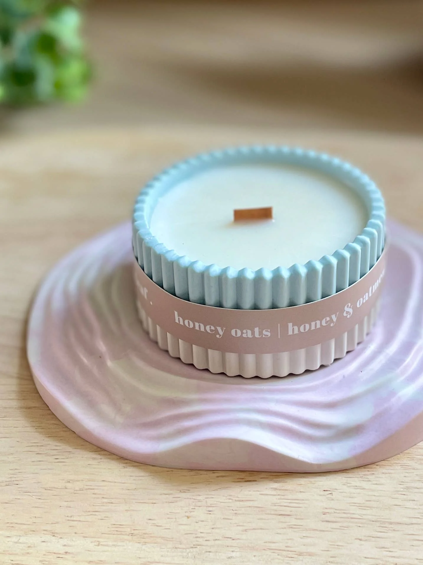 Honey Oats Soy Candle – Sweet and Comforting Home Aroma - Image 2