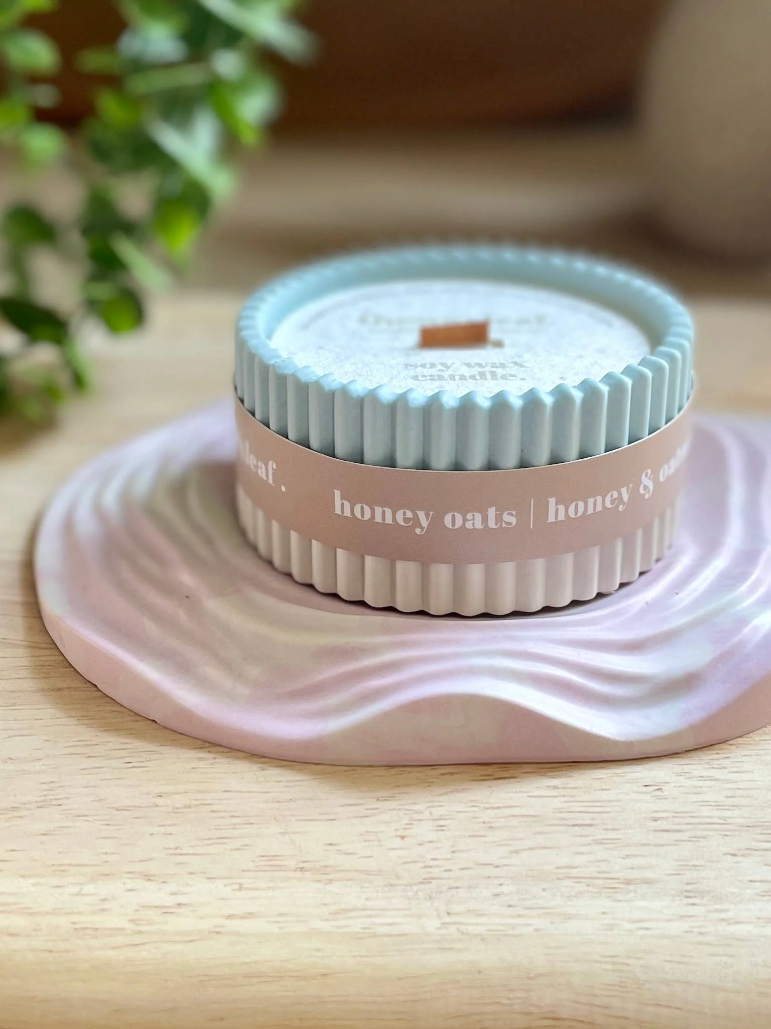 Honey Oats Soy Candle – Sweet and Comforting Home Aroma - Image 5