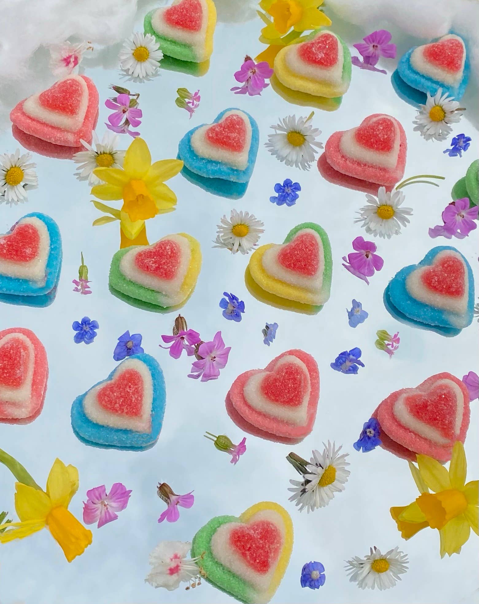 Luv Ya Sweet Bottle – Strawberry & Vanilla Gummy Hearts - Image 4