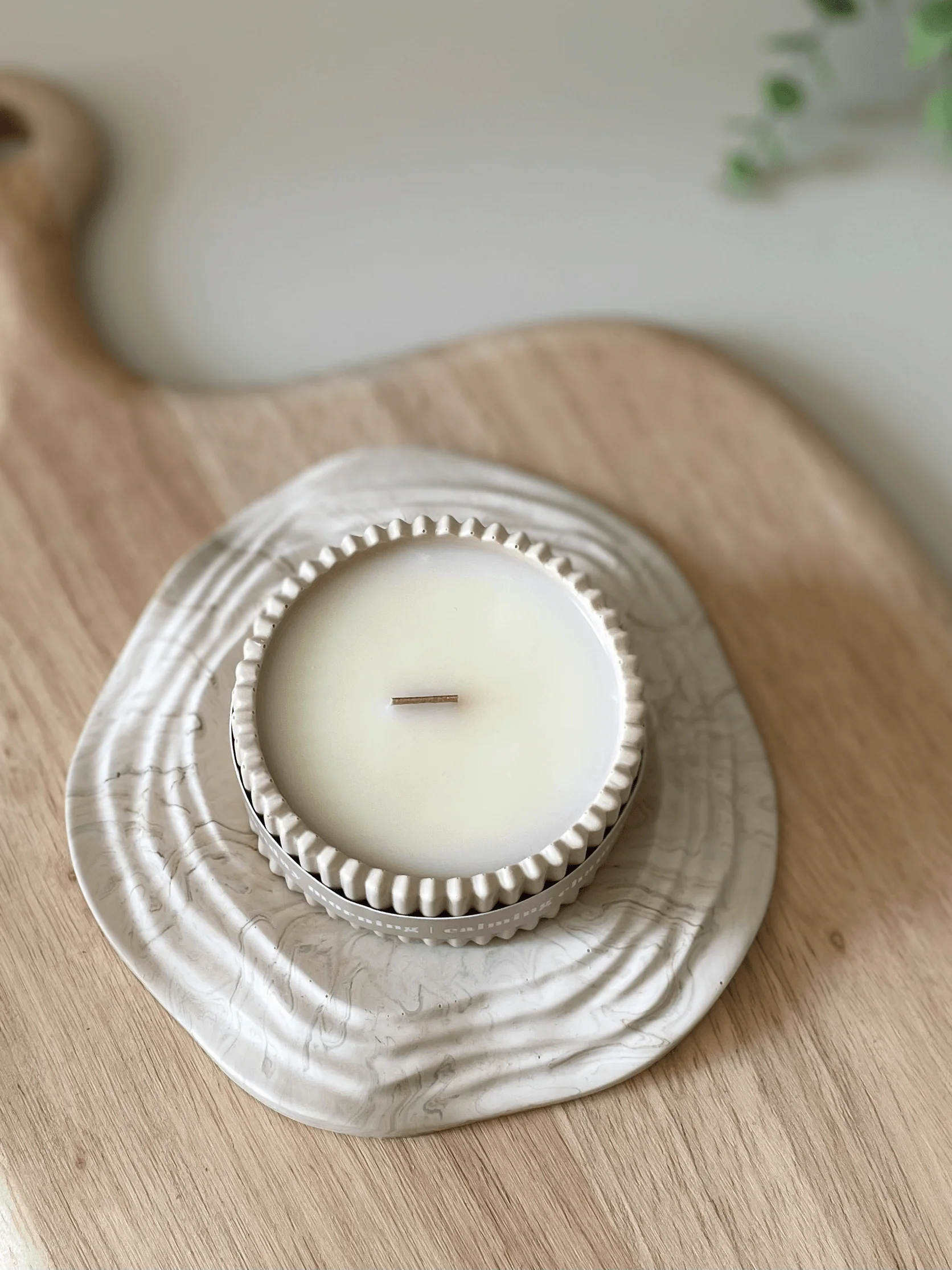 Chamomile Luxury Soy Candle – Relaxing Scandi-Inspired Fragrance - Image 4