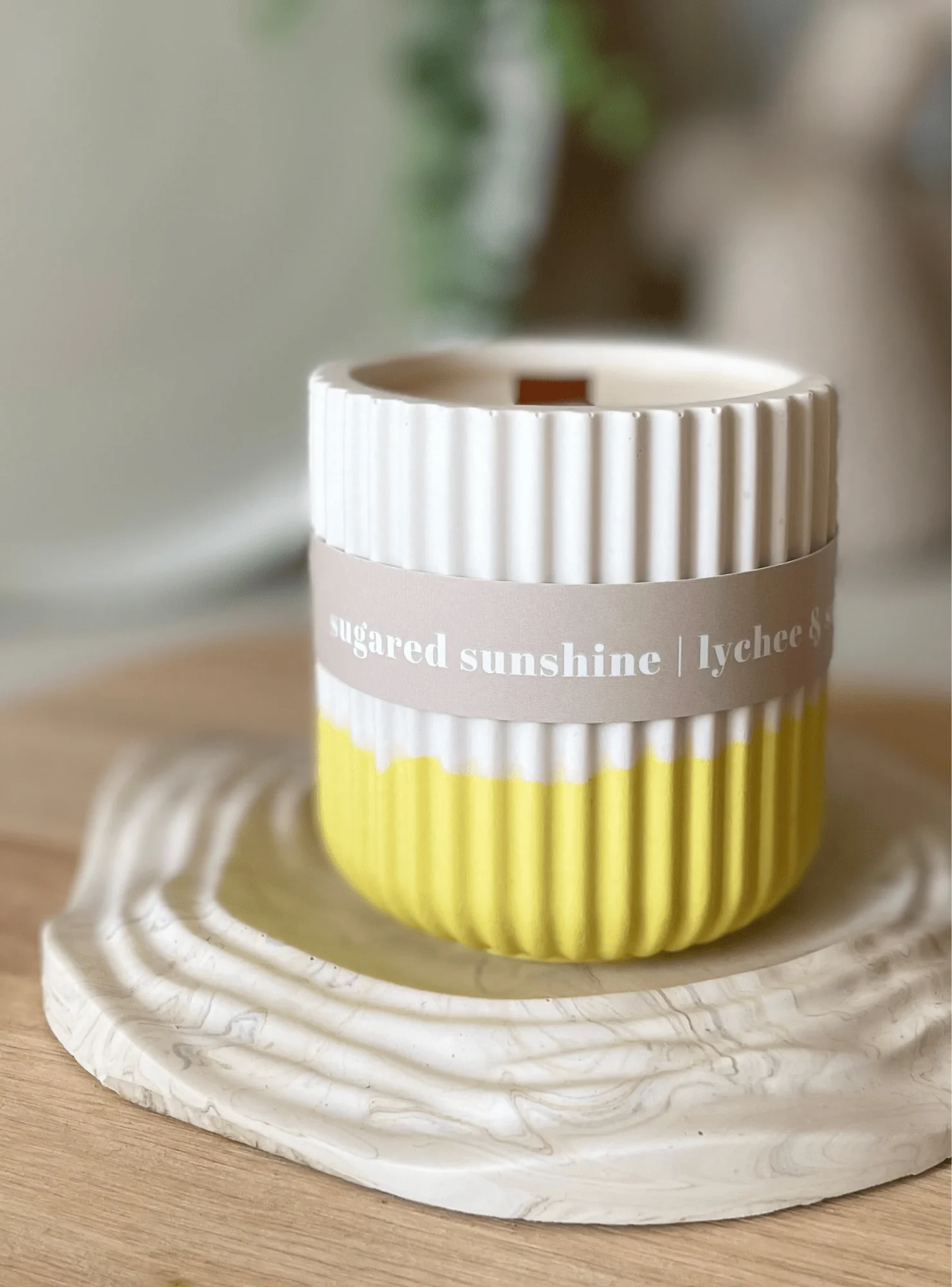 Lychee Stoneware Soy Candle – Fresh Fruity Tropical Candle