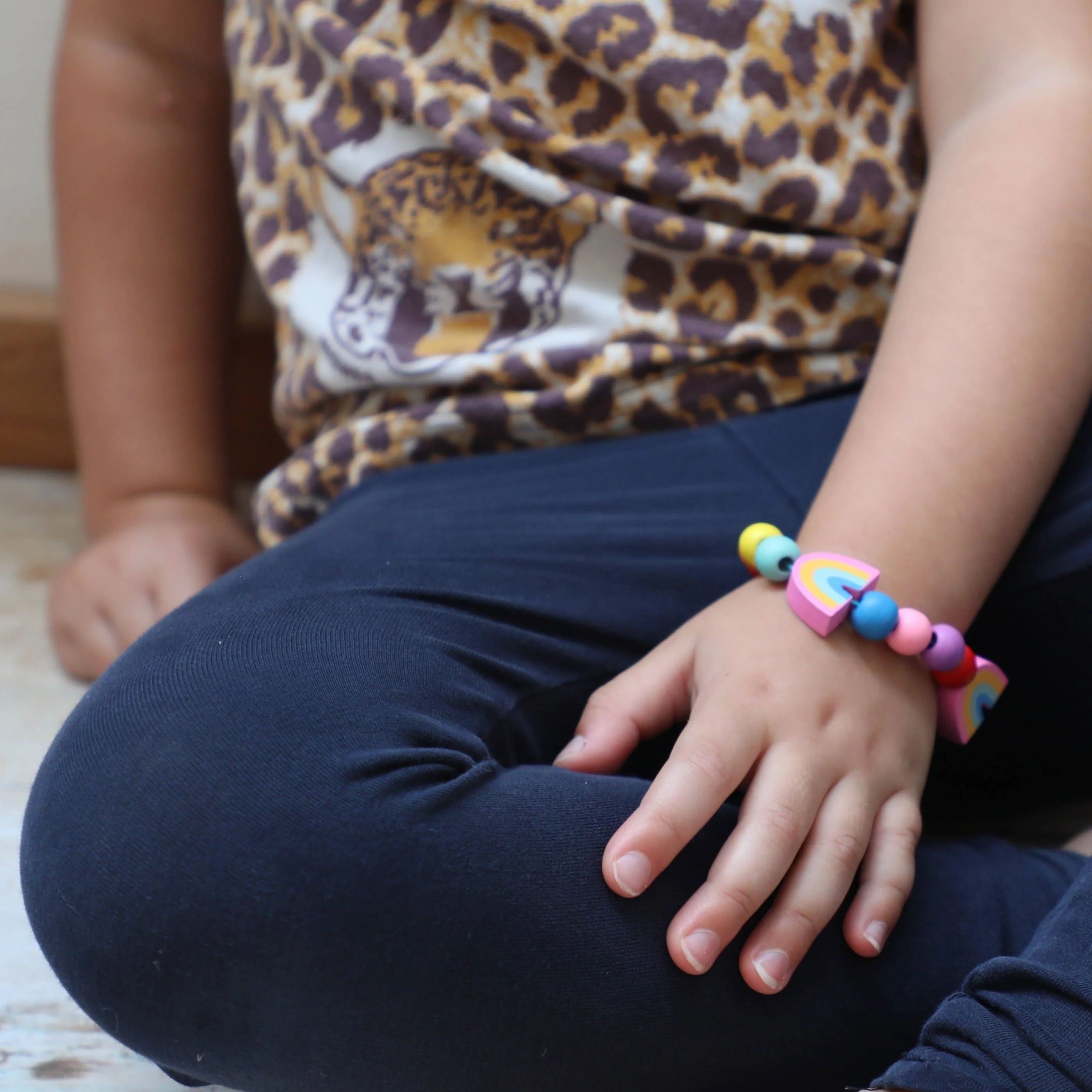 Create Your Own Rainbow Bracelet Craft Gift Kit in Reusable Tin - Image 4