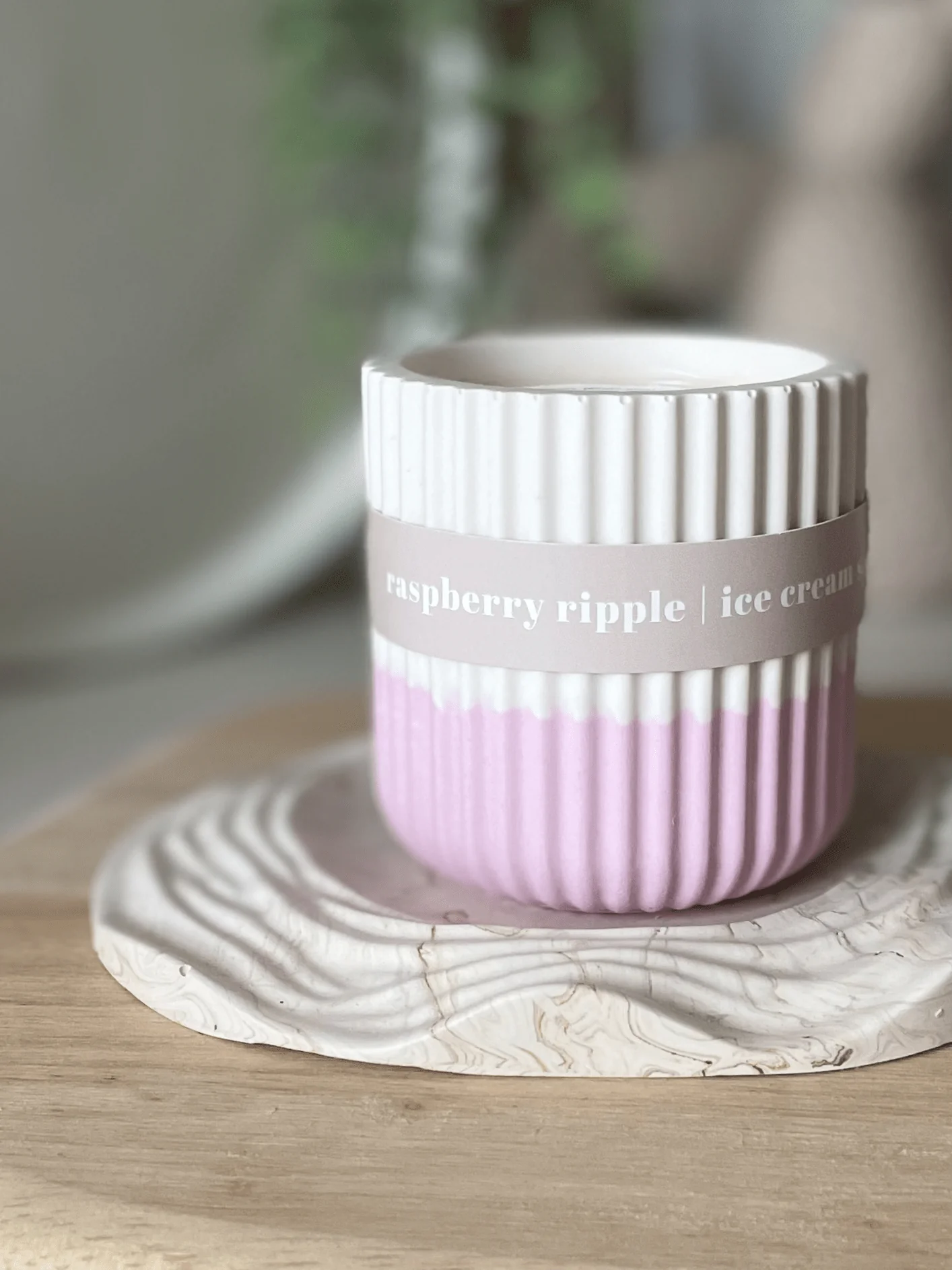 Raspberry Ripple Stoneware Soy Candle – Sustainable Fruity Scent - Image 3