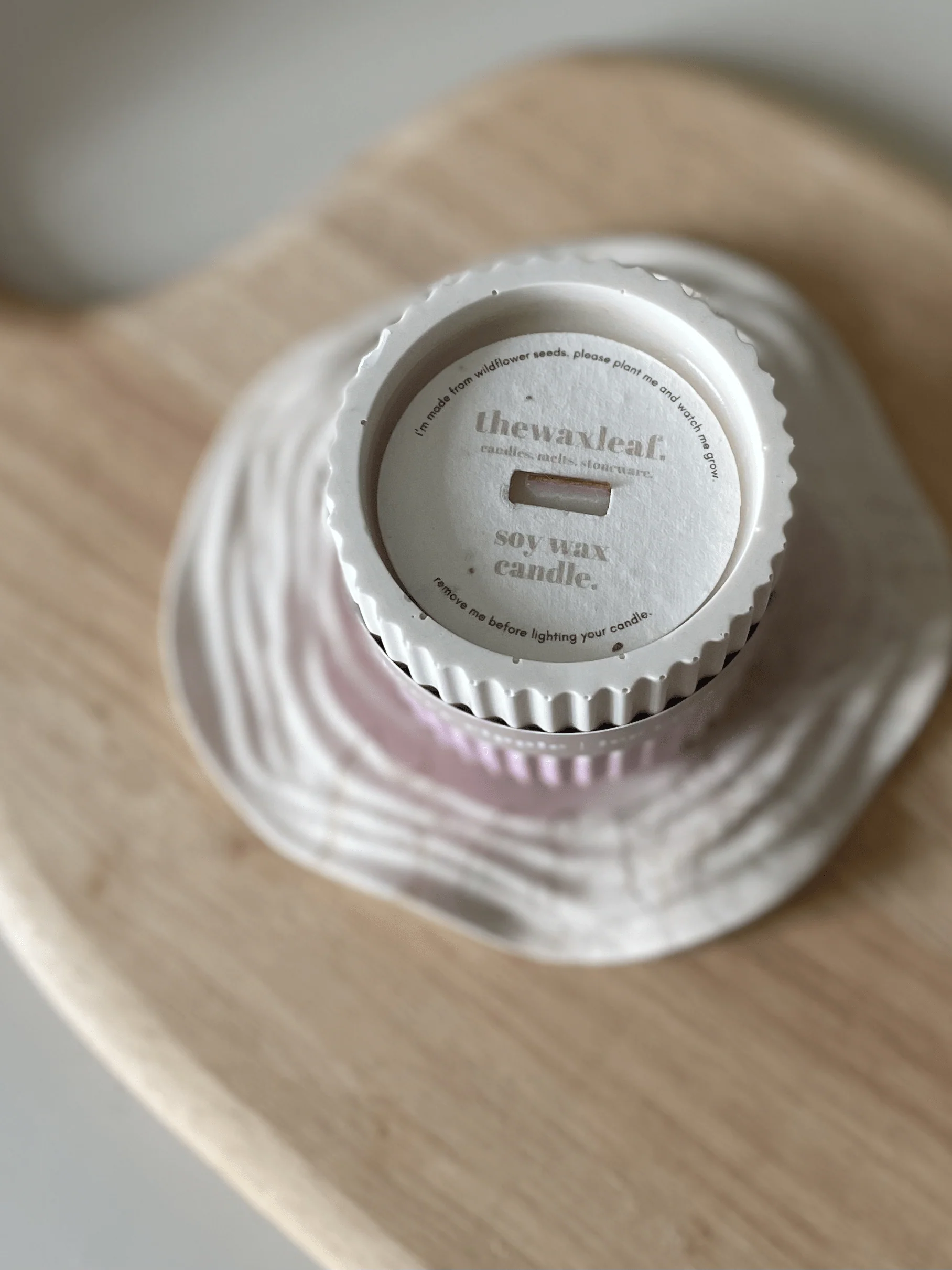 Raspberry Ripple Stoneware Soy Candle – Sustainable Fruity Scent - Image 4