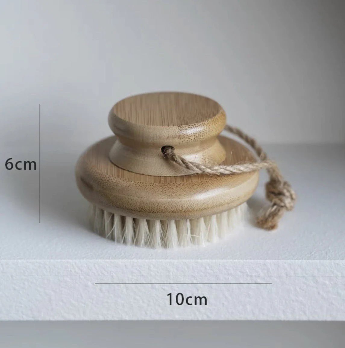 Re:gn Body Brush – Exfoliate & Revitalise Your Skin - Image 7