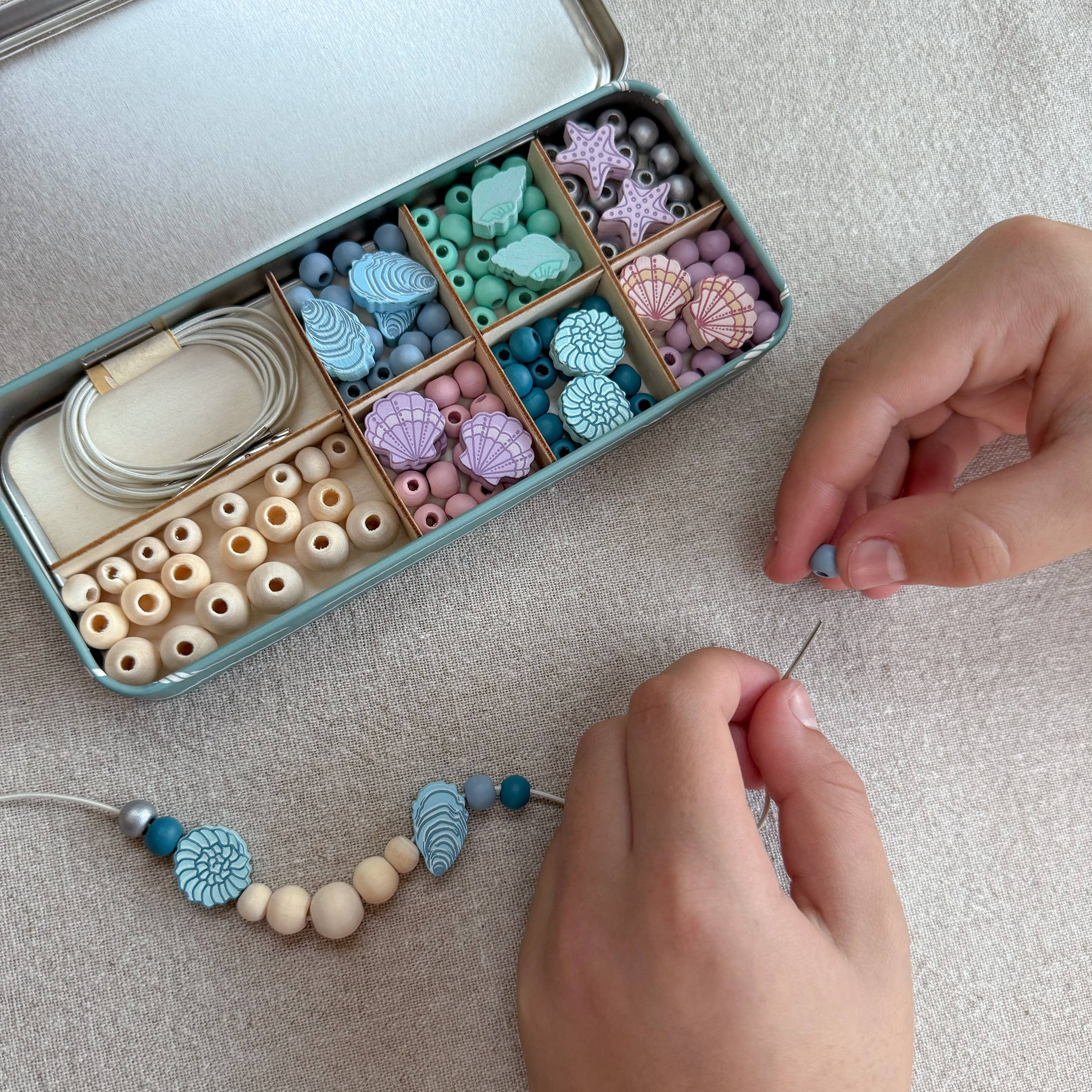Create Your Own Seashell Bracelet Bead Craft Kit in Reusable Tin - Image 5