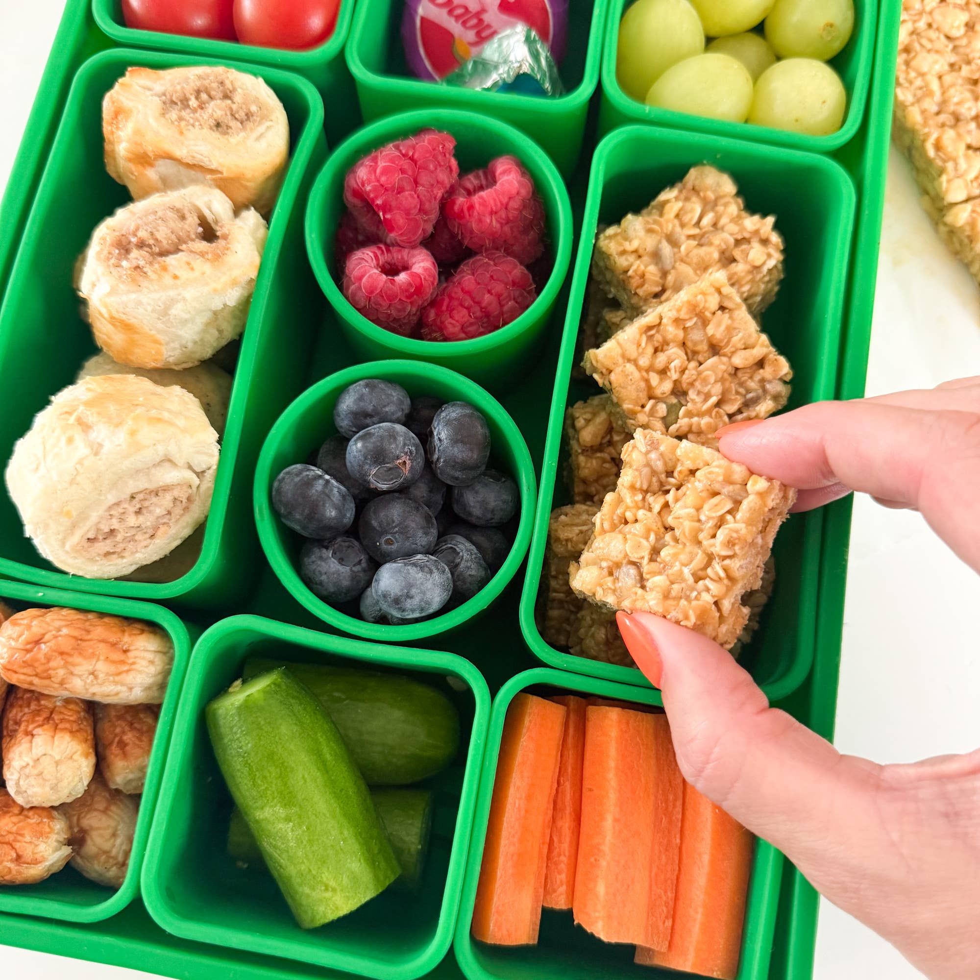 Pick Plates Snackle Box Silicone Snack Box – 10 Compartment Food Container - Image 12