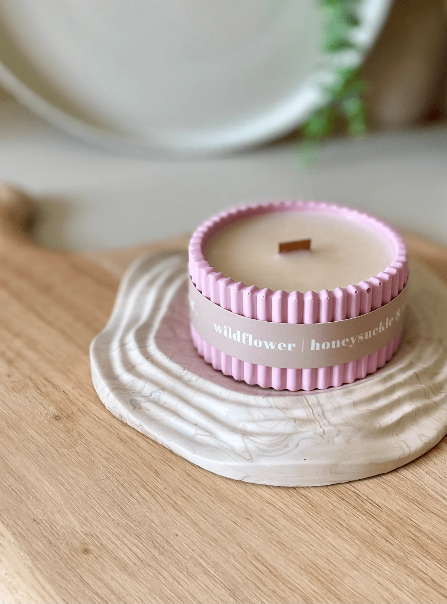 Wildflower Stoneware Soy Candle – Eco-Friendly Floral Home Fragrance - Image 4