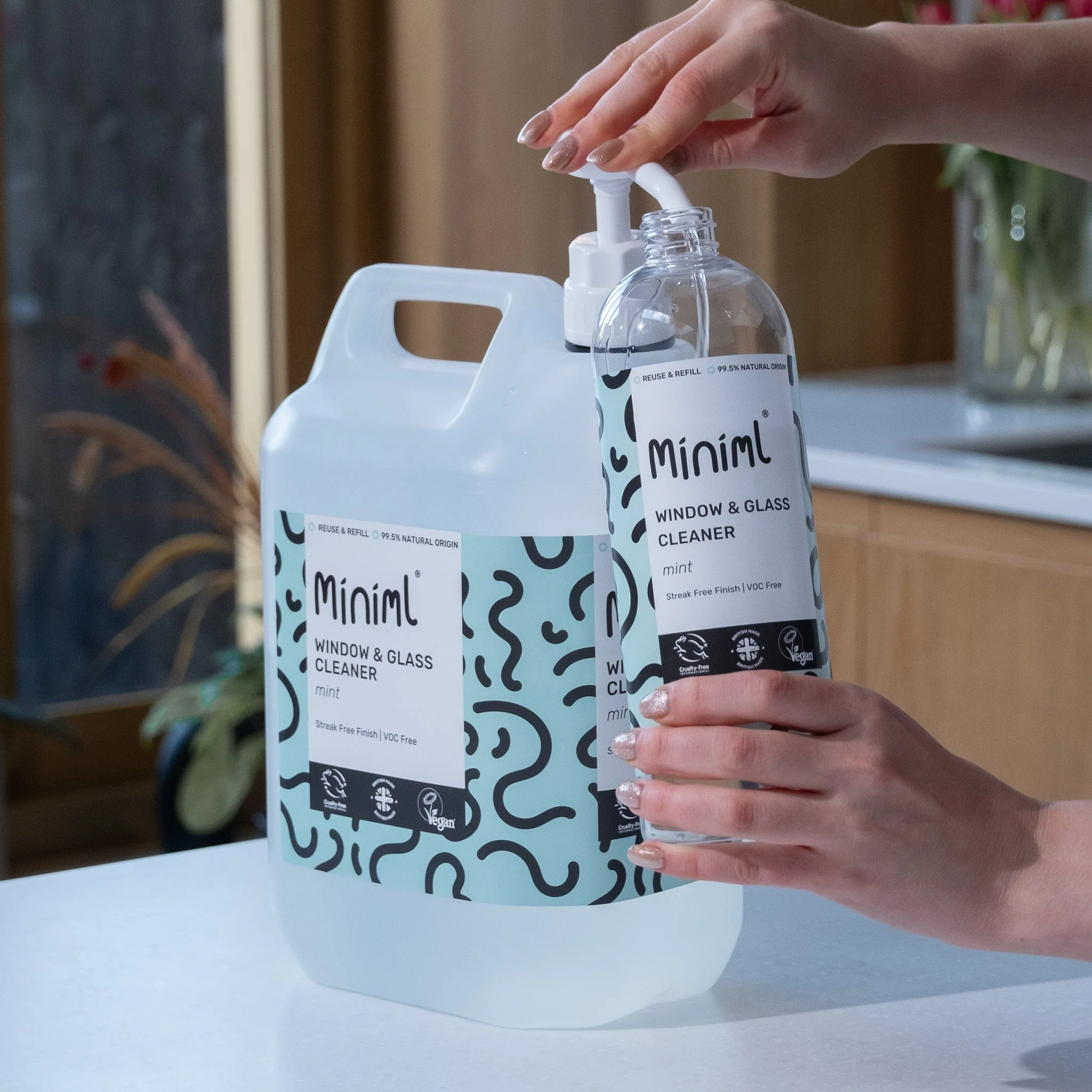 Miniml Mint Window & Glass Cleaner 5L Refill | Streak-Free Shine - Image 2